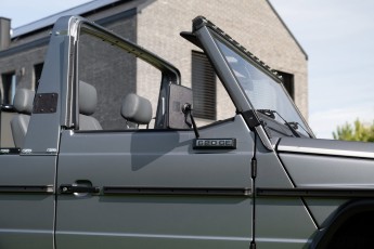 2A-022-Convertible-Mercedes-250GD-SeleniteGrey-069248-1920 EMC watermark 1% HQ-2