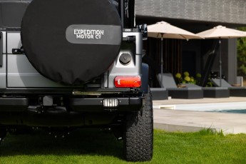 2A-055-Convertible-Mercedes-250GD-SeleniteGrey-069248-1920 EMC watermark 1% HQ-2