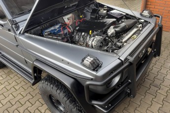 2A-090-Convertible-Mercedes-250GD-SeleniteGrey-069248-1920 EMC watermark 1% HQ-2