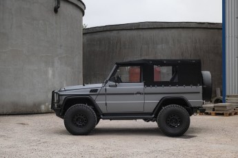 2B-012-Convertible-Mercedes-250GD-SeleniteGrey-069248