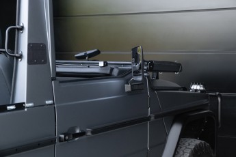 2B-020-Convertible-Mercedes-250GD-SeleniteGrey-069248