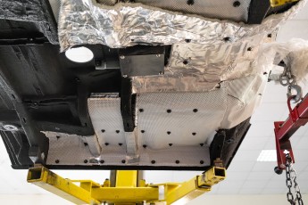 3-020-Convertible-Mercedes-250GD-SeleniteGrey-069248a