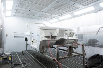 3-037-Convertible-Mercedes-250GD-SeleniteGrey-069248a