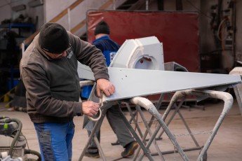 3-043-Convertible-Mercedes-250GD-SeleniteGrey-069248a