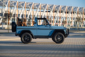 2B-004-Custom-Mercedes-GWagon-ChinaBlue-075954