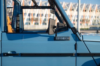 2B-032-Custom-Mercedes-GWagon-ChinaBlue-075954