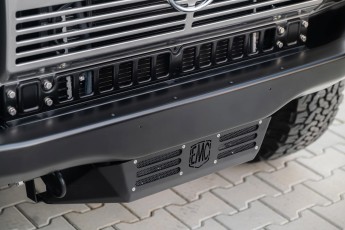 2B-035-Convertible-Mercedes-250GD-MojaveSilver-083791