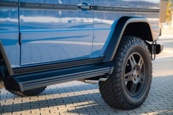 2B-037-Custom-Mercedes-GWagon-ChinaBlue-075954