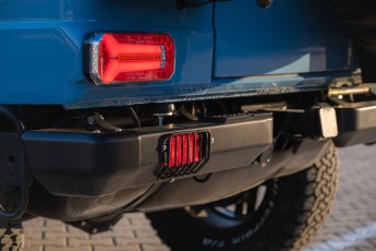 2B-060-Custom-Mercedes-GWagon-ChinaBlue-075954