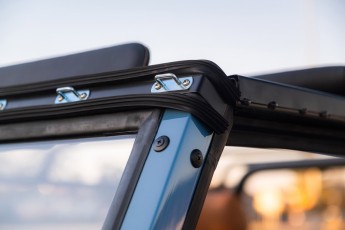 2B-069-Custom-Mercedes-GWagon-ChinaBlue-075954