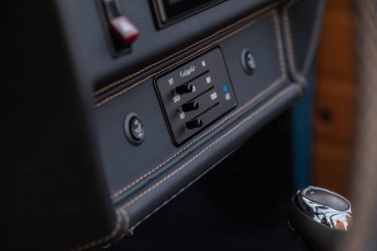 2B-108-Custom-Mercedes-GWagon-ChinaBlue-075954