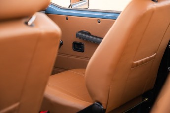 2B-119-Custom-Mercedes-GWagon-ChinaBlue-075954