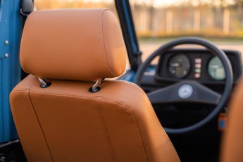 2B-121-Custom-Mercedes-GWagon-ChinaBlue-075954