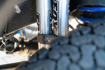 2B-127-Custom-Mercedes-GWagon-ChinaBlue-075954