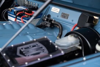 2B-129-Custom-Mercedes-GWagon-ChinaBlue-075954