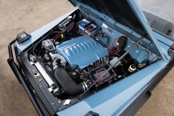 2B-131-Custom-Mercedes-GWagon-ChinaBlue-075954