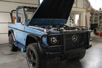 3-007-Custom-Mercedes-GWagon-ChinaBlue-075954
