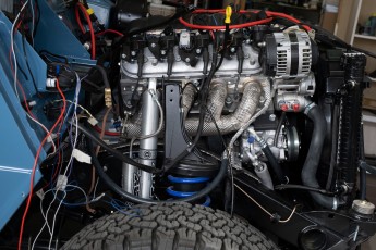 3-017-Custom-Mercedes-GWagon-ChinaBlue-075954