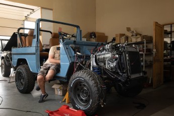 3-023-Custom-Mercedes-GWagon-ChinaBlue-075954