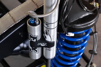 3-043-Custom-Mercedes-GWagon-ChinaBlue-075954