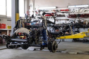 3-047-Custom-Mercedes-GWagon-ChinaBlue-075954