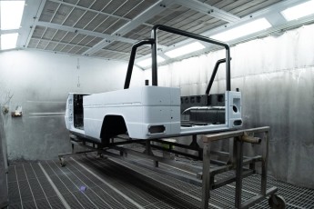 3-048-Custom-Mercedes-GWagon-ChinaBlue-075954