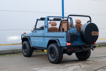 2B-014-Vintage-Mercedes-GWagon-ChinaBlue-079142