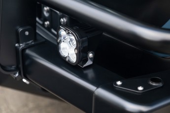 2B-042-Vintage-Mercedes-GWagon-ChinaBlue-079142