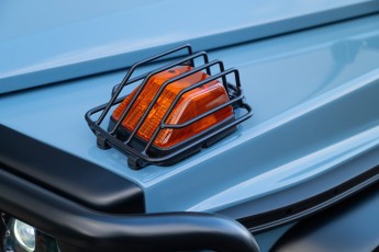 2B-043-Vintage-Mercedes-GWagon-ChinaBlue-079142