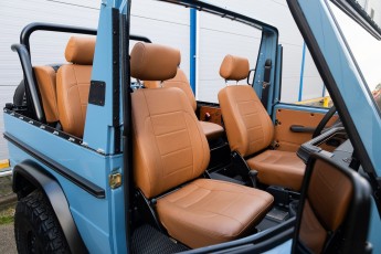 2B-054-Vintage-Mercedes-GWagon-ChinaBlue-079142