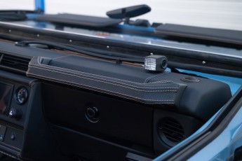 2B-076-Vintage-Mercedes-GWagon-ChinaBlue-079142