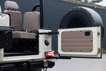 2B-078-Convertible-Mercedes-GWagen-EMCWhite-080278