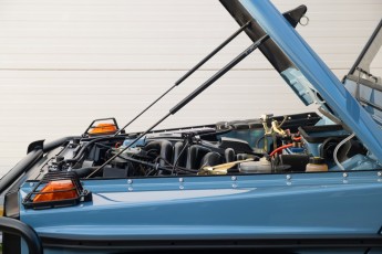 2B-087-Vintage-Mercedes-GWagon-ChinaBlue-079142