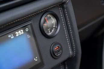 2B-105-Convertible-Mercedes-GWagen-EMCWhite-080278