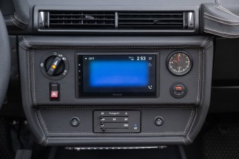 2B-110-Convertible-Mercedes-GWagen-EMCWhite-080278