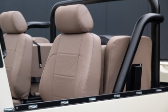 2B-119-Convertible-Mercedes-GWagen-EMCWhite-080278