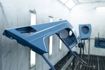 3-017-Vintage-Mercedes-GWagon-ChinaBlue-079142