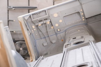 3-064-Convertible-Mercedes-GWagen-EMCWhite-080278