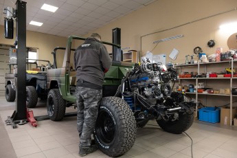 3-029-Custom-Mercedes-GWagon-NATOCamo-081417