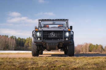 2B-019-Convertible-Mercedes-250GD-MojaveSilver-071006