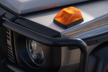 2B-036-Convertible-Mercedes-250GD-MojaveSilver-071006