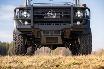 2B-048-Convertible-Mercedes-250GD-MojaveSilver-071006