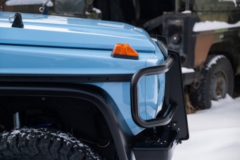 2B-049-Convertible-Mercedes-GWagen-GulfBlue-069910