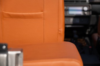 2B-053-Convertible-Mercedes-250GD-MojaveSilver-071006