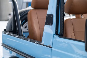 2B-057-Convertible-Mercedes-GWagen-GulfBlue-069910
