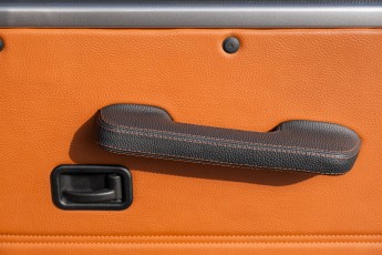 2B-066-Convertible-Mercedes-250GD-MojaveSilver-071006