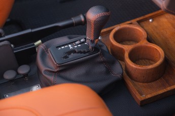 2B-072-Convertible-Mercedes-250GD-MojaveSilver-071006