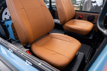 2B-086-Convertible-Mercedes-GWagen-GulfBlue-069910