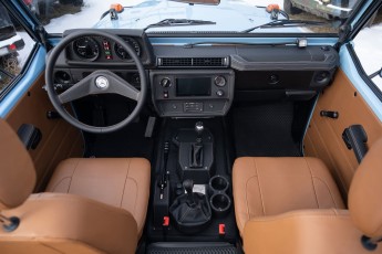 2B-096-Convertible-Mercedes-GWagen-GulfBlue-069910