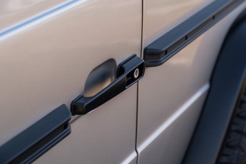 2B-098-Convertible-Mercedes-250GD-MojaveSilver-071006